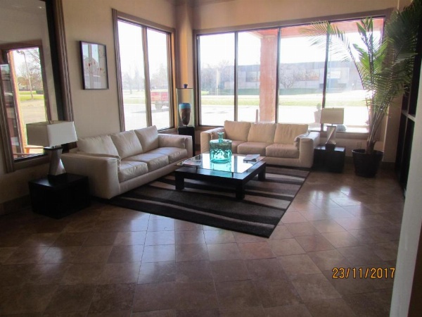 Suite Dreams Hotel image 9